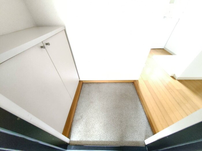 物件内観写真20　(玄関)