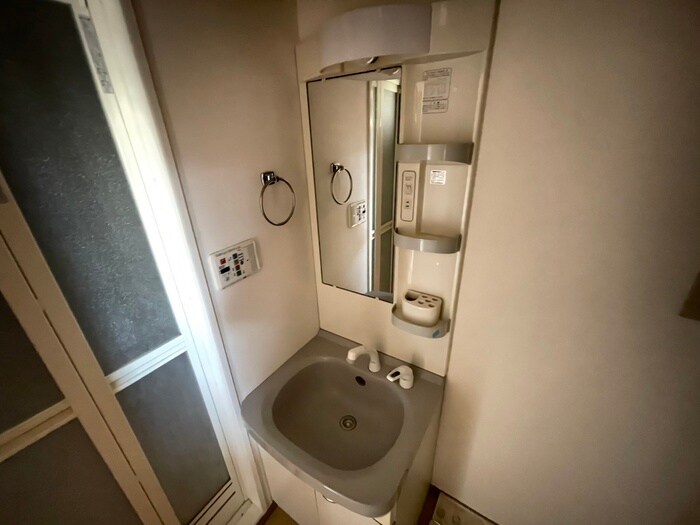 物件内観写真10　(洗面)