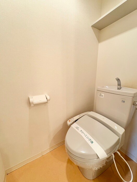 物件内観写真9　(トイレ)