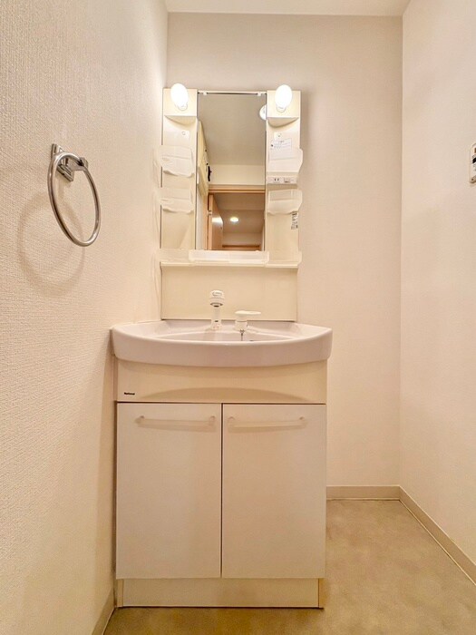 物件内観写真11　(洗面)