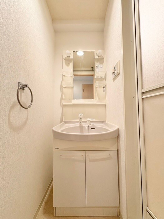 物件内観写真11　(洗面)