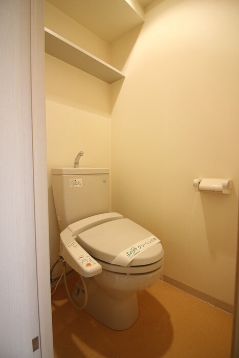 物件内観写真12　(トイレ)