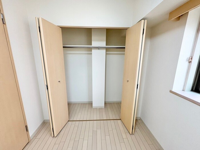 物件内観写真13　(収納)