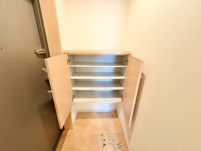 物件内観写真14　(靴箱)