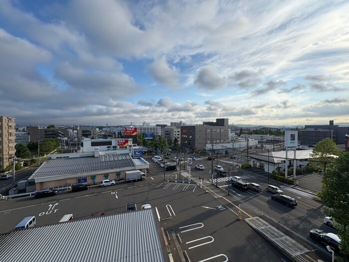 物件内観写真15　(室内からの展望)