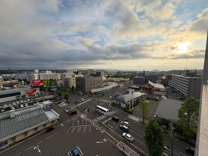 物件内観写真16　(室内からの展望)