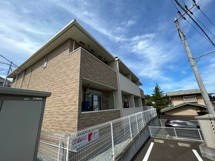 物件外観写真3　(外観写真)