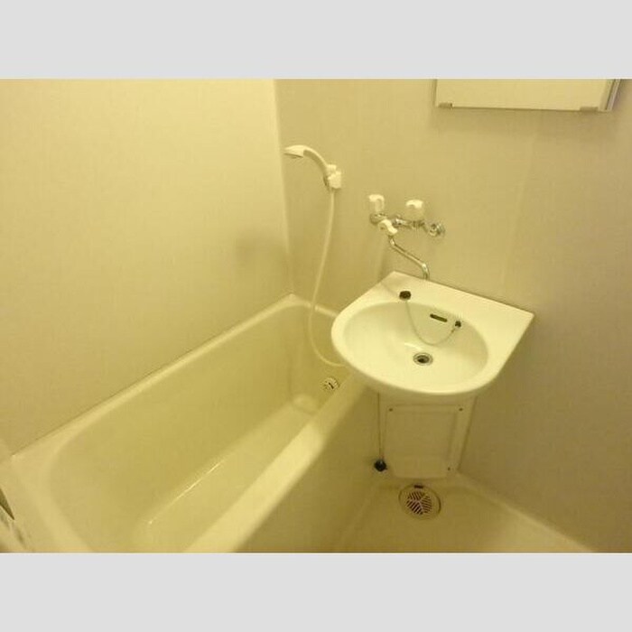 物件内観写真9　(バス／シャワールーム等)