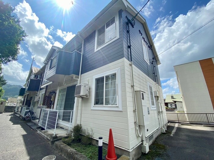 ラフィネ・ヴィラの物件外観写真