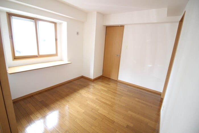 物件内観写真5　(居室)