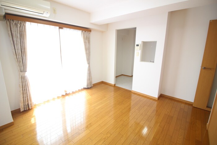 物件内観写真5　(居室)