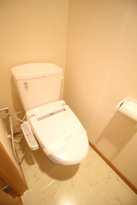 物件内観写真12　(トイレ)