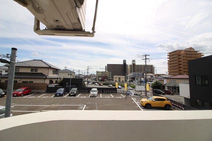 物件内観写真17　(室内からの展望)