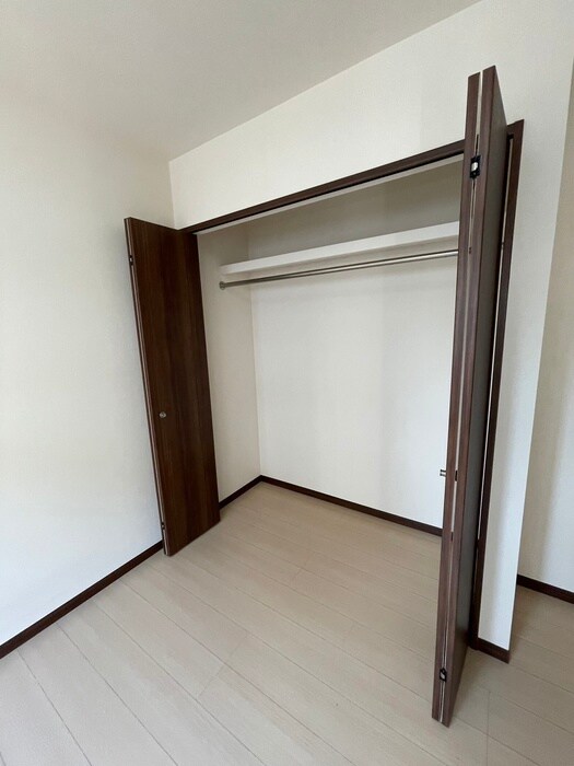 物件内観写真16　(収納)