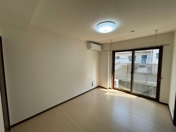 物件内観写真18　(居室)