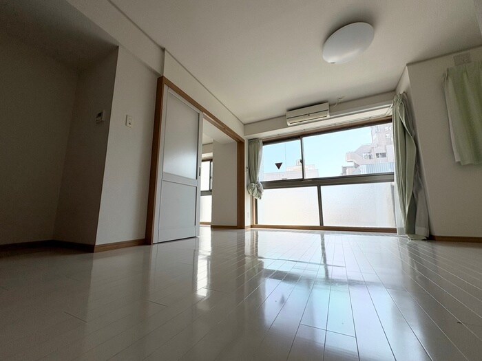 物件内観写真8　(居室)