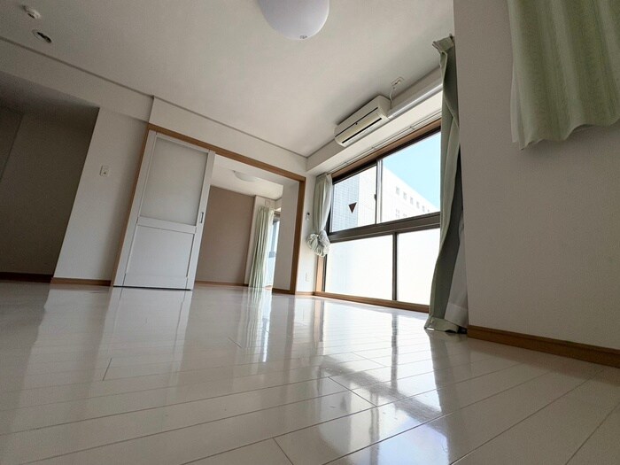 物件内観写真10　(居室)