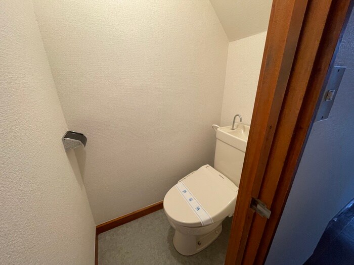 物件内観写真14　(トイレ)