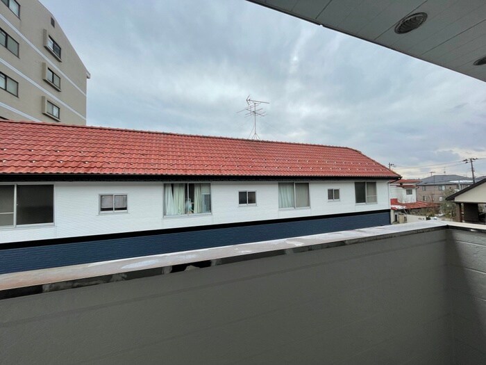 物件内観写真18　(室内からの展望)