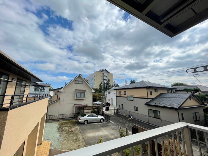 物件内観写真22　(室内からの展望)