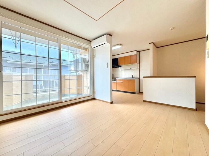 物件内観写真4　(居室)