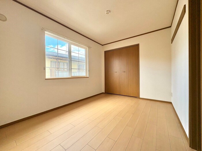 物件内観写真5　(居室)