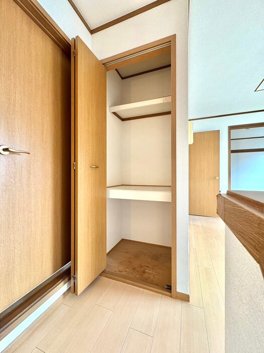 物件内観写真7　(収納)