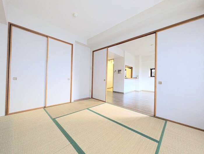 物件内観写真11　(居室)