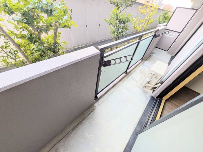 物件内観写真18　(ベランダ・バルコニー)