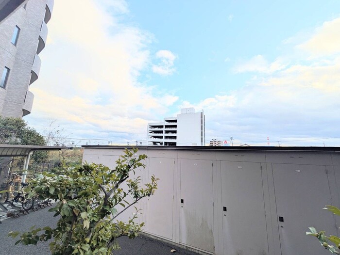 物件内観写真19　(室内からの展望)