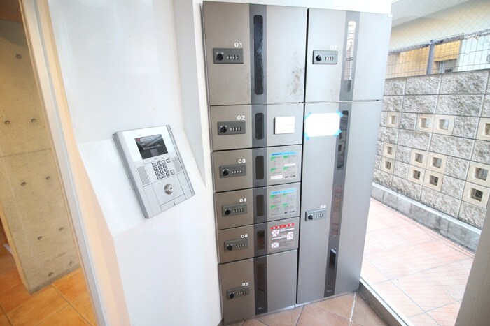 物件外観写真4　(建物設備)