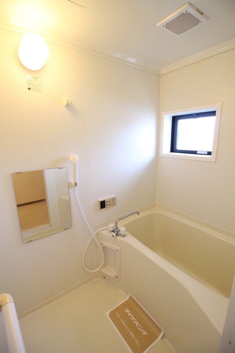 物件内観写真11　(バス／シャワールーム等)