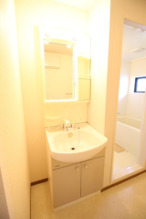 物件内観写真12　(洗面)