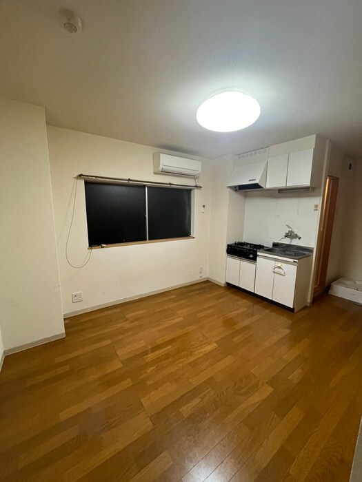 物件内観写真8　(居室)