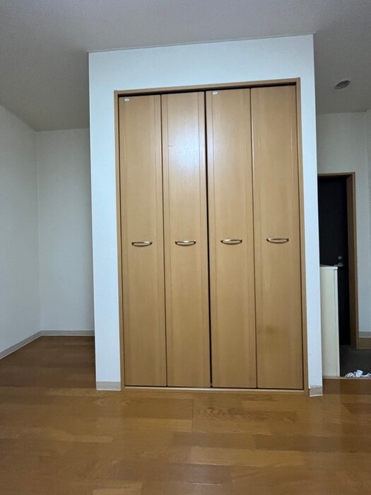 物件内観写真10　(収納)