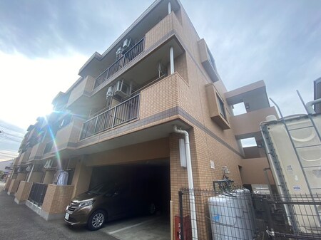 ＨＭＣ　Ｆｌａｔｓ外観写真