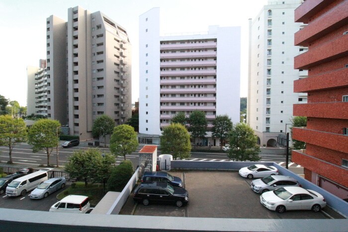 物件内観写真22　(室内からの展望)