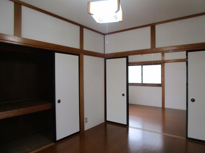 物件内観写真6　(居室)