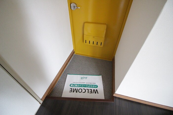 物件内観写真18　(玄関)