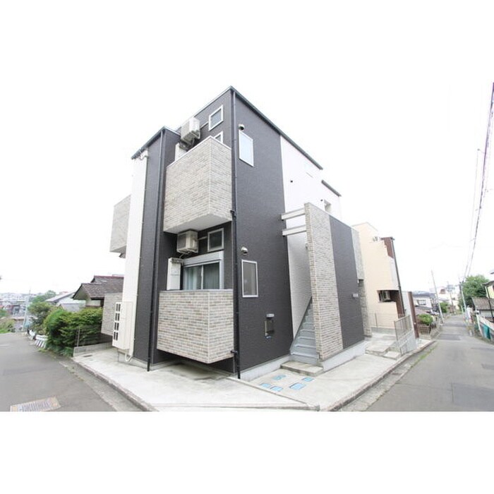 物件外観写真1　(外観写真)