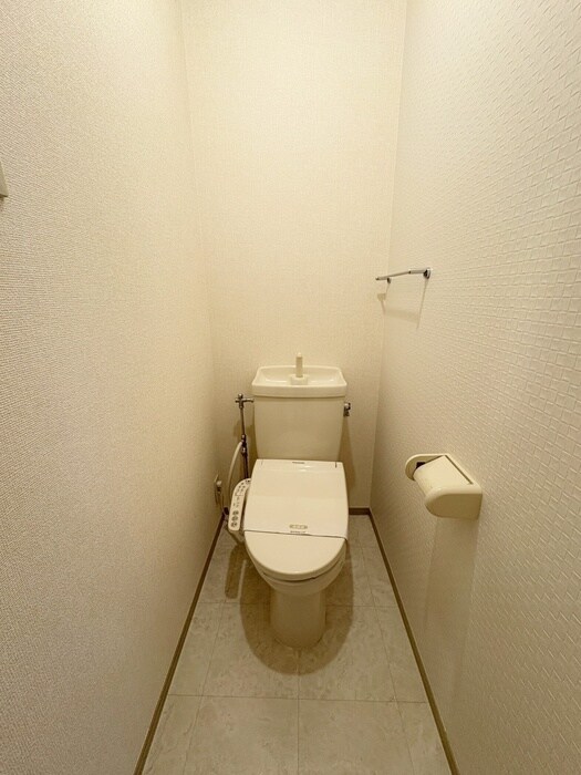 物件内観写真12　(トイレ)