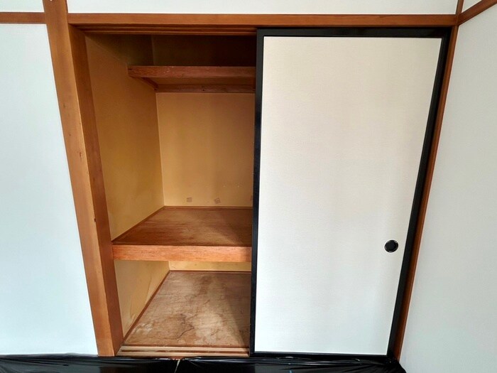 物件内観写真13　(収納)