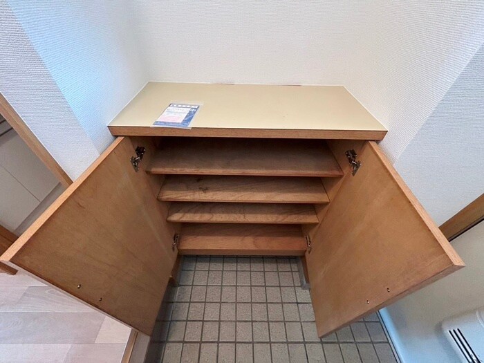 物件内観写真17　(靴箱)
