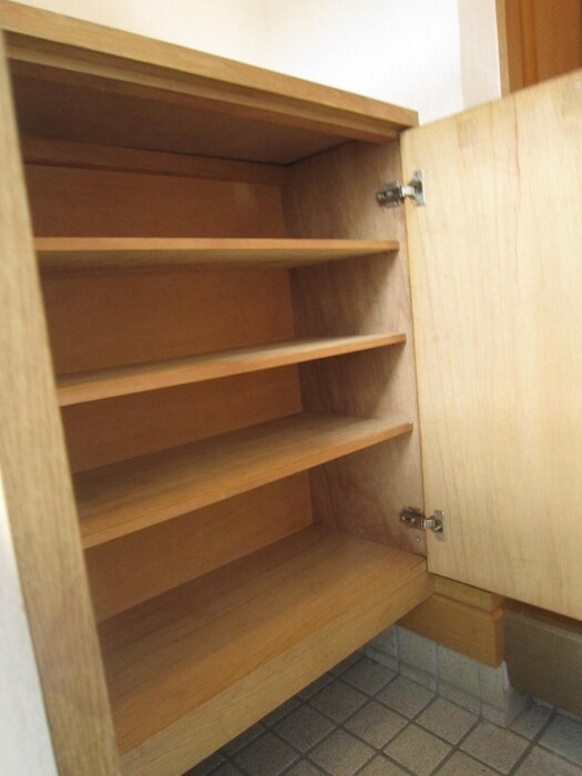 物件内観写真19　(靴箱)