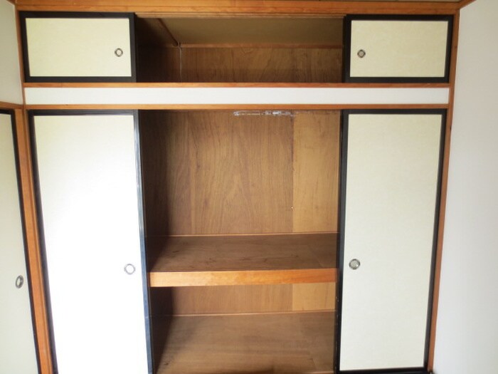 物件内観写真13　(収納)