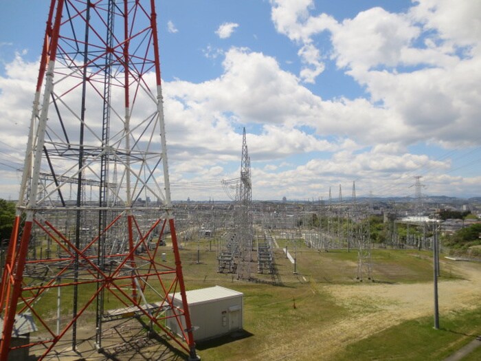 物件内観写真16　(室内からの展望)