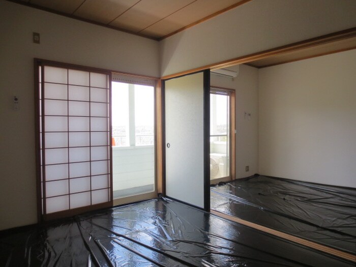 物件内観写真21　(居室)