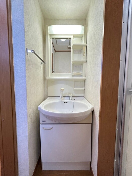 物件内観写真12　(洗面)