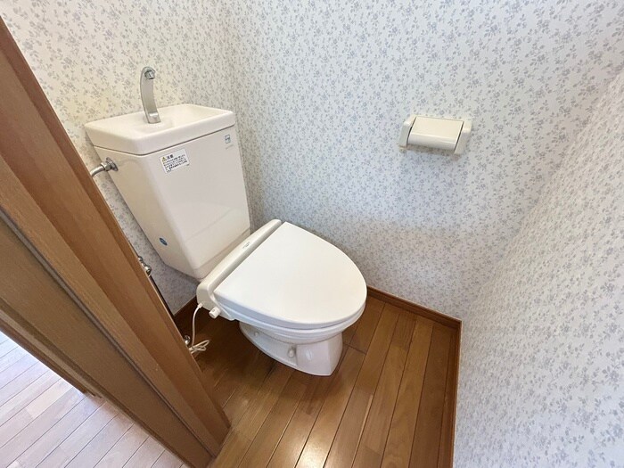 物件内観写真13　(トイレ)