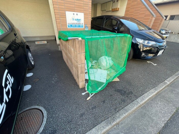 物件外観写真3　(建物設備)